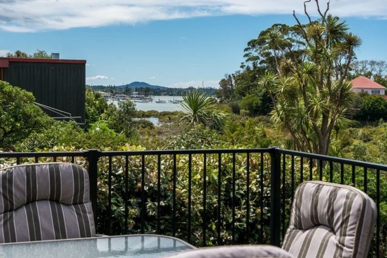 Photo of property in 1/20 Dowling Place, Pakuranga, Auckland, 2010