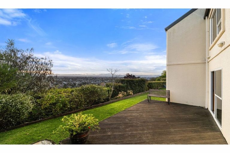 Photo of property in 40 Woodlau Rise, Huntsbury, Christchurch, 8022