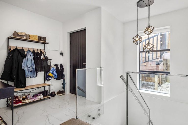 Photo of property in 13a Morton Avenue, Forrest Hill, Auckland, 0620