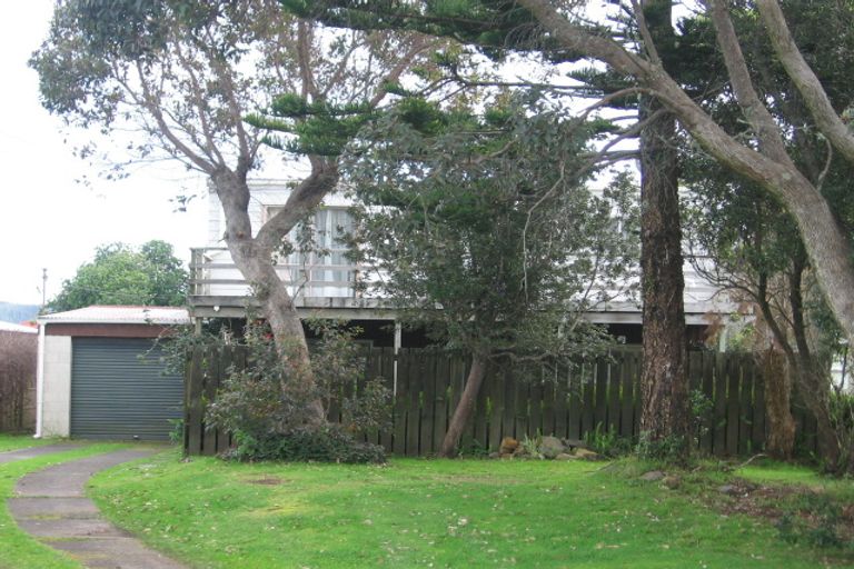 Photo of property in 121 Diana Avenue, Whangamata, 3620