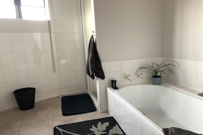 Photo of property in 1/60 Rangatira Road, Beach Haven, Auckland, 0626