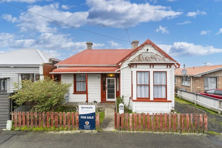 Photo of property in 179 Oxford Street, South Dunedin, Dunedin, 9012