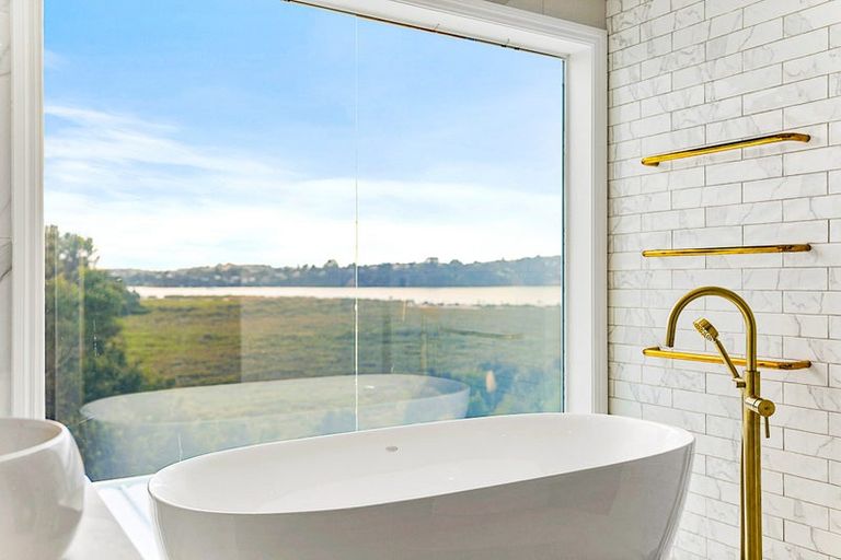 Photo of property in 22 Tai Crescent, Hobsonville, Auckland, 0616