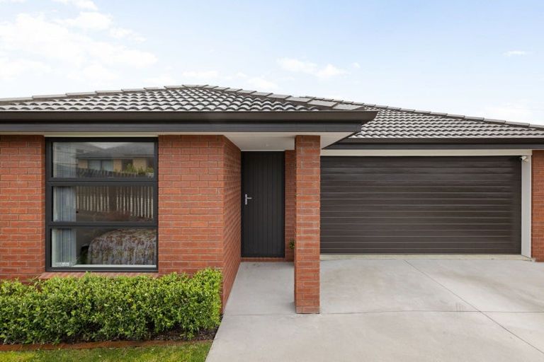 Photo of property in 49 Pragma Rise, Rototuna North, Hamilton, 3210