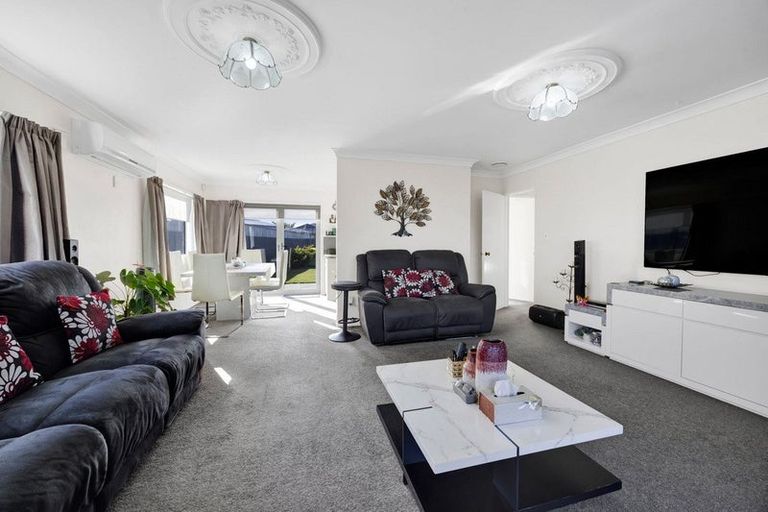 Photo of property in 212 Waihi Road, Hawera, 4610