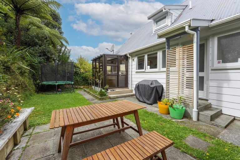 Photo of property in 16 Gainsborough Grove, Belmont, Lower Hutt, 5010