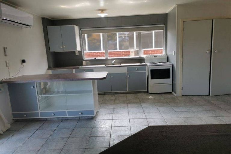 Photo of property in 35 Berkley Avenue, Hillcrest, Hamilton, 3216