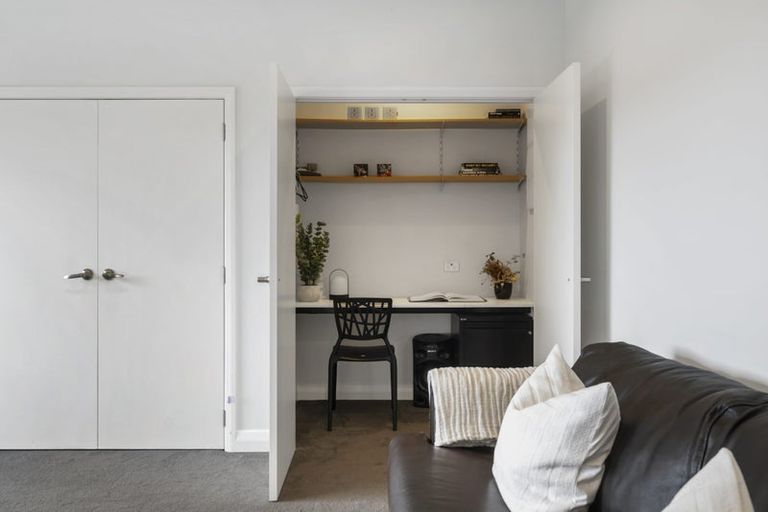 Photo of property in 58 Clarence Road, Northcote Point, Auckland, 0627