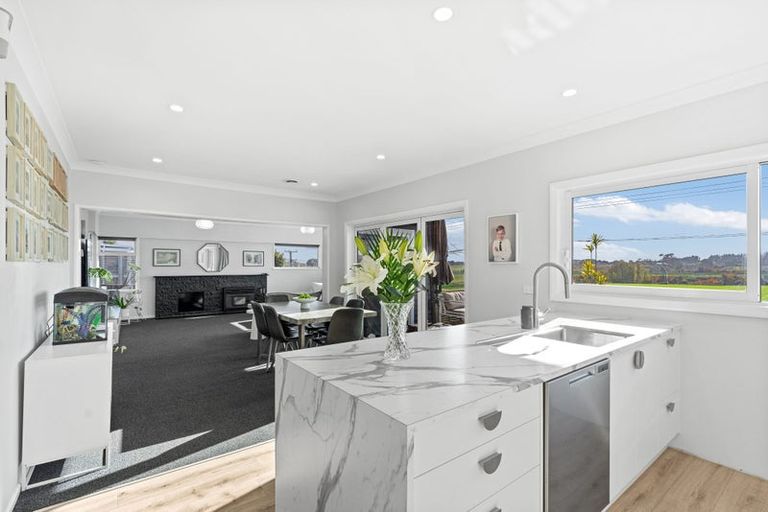 Photo of property in 73 Kawiu Road, Levin, 5510