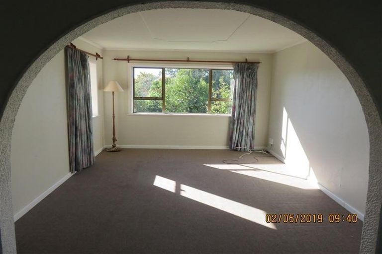 Photo of property in 20 Kauri Glen Road, Northcote, Auckland, 0627