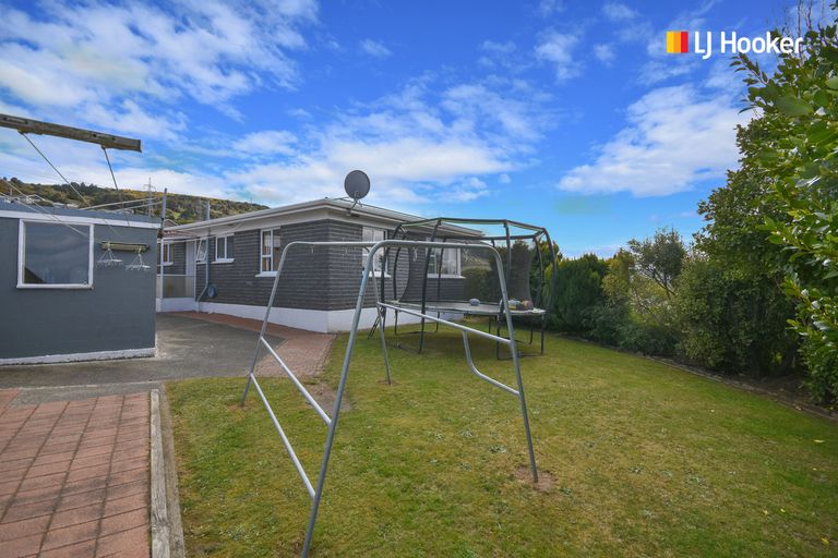 Photo of property in 72 Gilkison Street, Halfway Bush, Dunedin, 9010