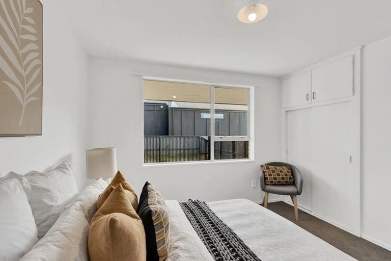 Photo of property in 2/166 Rocking Horse Road, Southshore, Christchurch, 8062