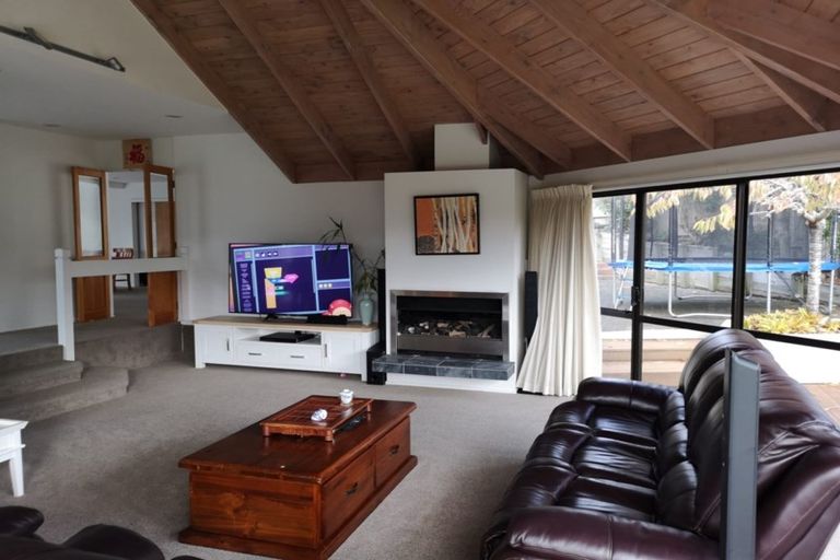 Photo of property in 62 Newhaven Terrace, Mairangi Bay, Auckland, 0630
