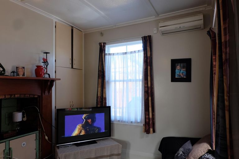 Photo of property in 165 Hakanoa Street, Huntly, 3700