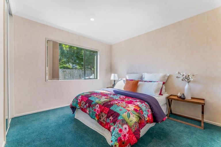 Photo of property in 19 Shankill Place, East Tamaki, Auckland, 2013