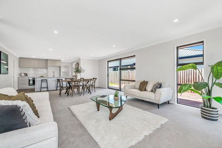 Photo of property in 66 Suffolk Drive, Kirwee, 7571