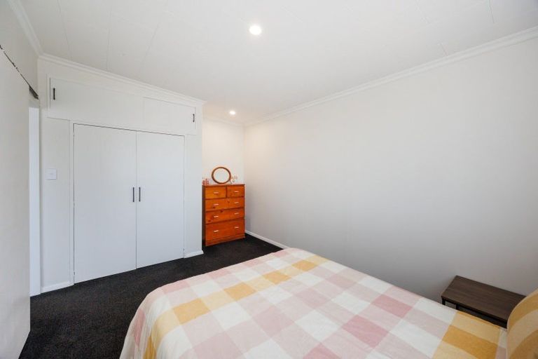 Photo of property in 8 Milne Street, Sanson, 4817