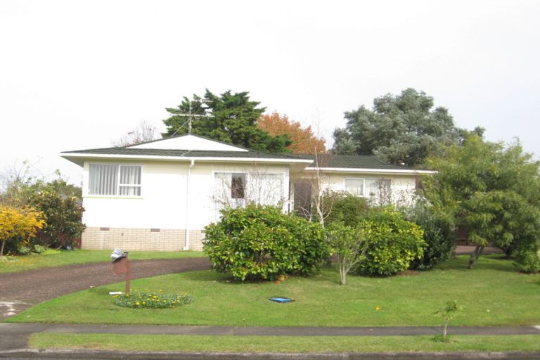 Photo of property in 15 Blanche Way, Half Moon Bay, Auckland, 2012