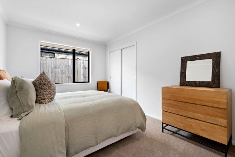 Photo of property in 27 Harriet Johnston Drive, Pokeno, 2402