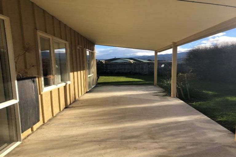 Photo of property in 10 Tui Close, Motueka, 7120