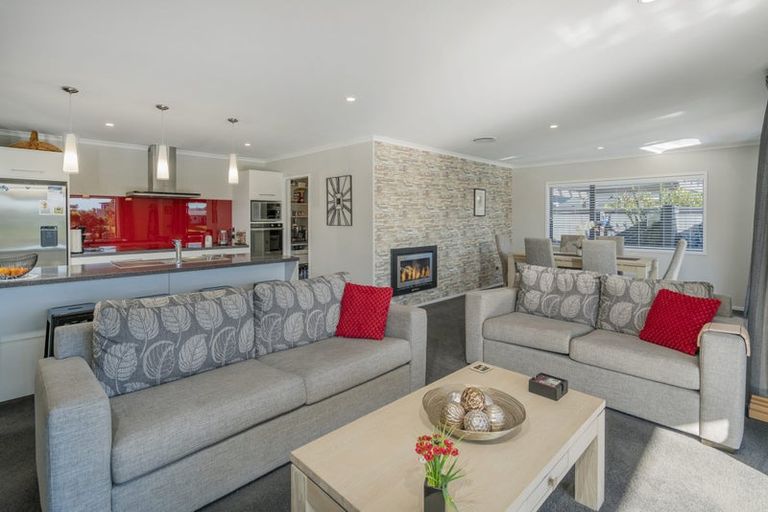 Photo of property in 14 Motukorure Parade, Cooks Beach, Whitianga, 3591