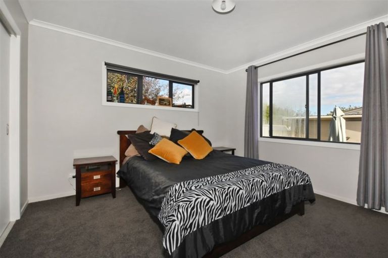 Photo of property in 51 Valley Road, Hikurangi, 0114