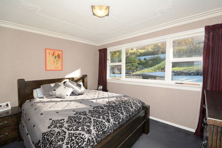 Photo of property in 27 Stephen Street, Halfway Bush, Dunedin, 9010