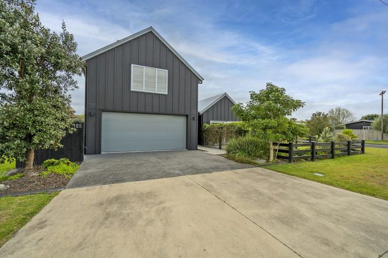 Photo of property in 105 Given Avenue, Whangamata, 3620