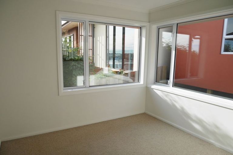 Photo of property in 32 Parklands Drive, Huntsbury, Christchurch, 8022