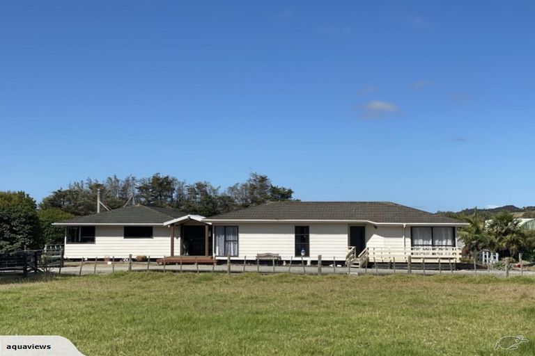 Photo of property in 16 Awakino Point Road North, Awakino Point, Dargaville, 0372