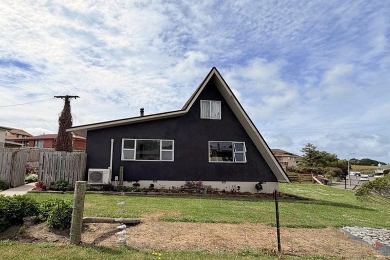Photo of property in 29 Awamoa Road, Holmes Hill, Oamaru, 9401
