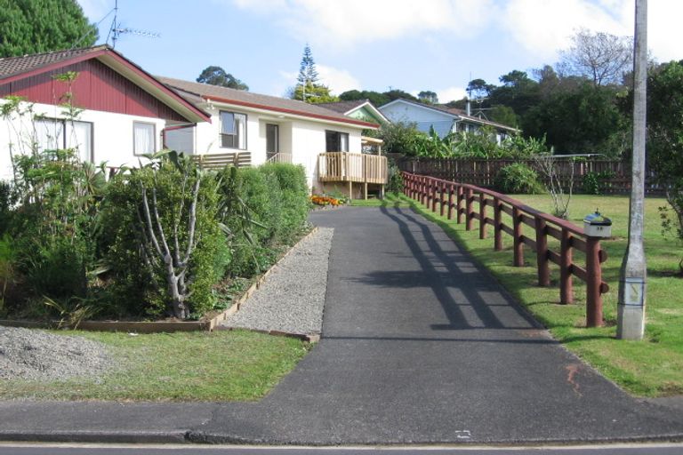 Photo of property in 1/3 Hydra Place, Glen Eden, Auckland, 0602
