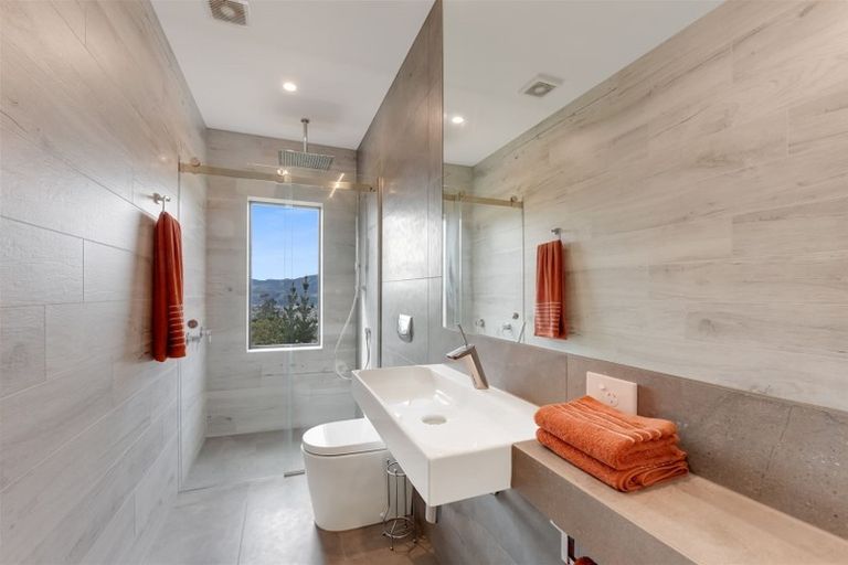 Photo of property in 13 Istana Place, Britannia Heights, Nelson, 7010