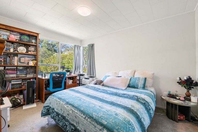 Photo of property in 27 Contessa Drive, Glenfield, Auckland, 0629