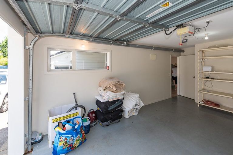 Photo of property in 6/78 Fernhill Way, Oteha, Auckland, 0632