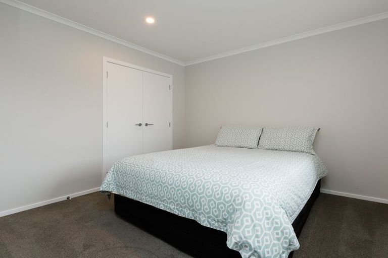 Photo of property in 20 Pegasus Place, Kelvin Grove, Palmerston North, 4414