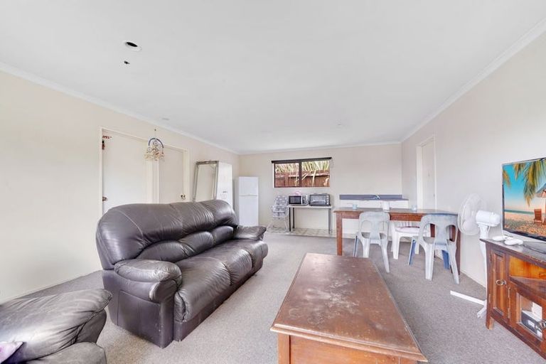 Photo of property in 70 Clayton Avenue, Otara, Auckland, 2023