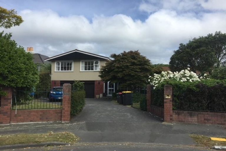 Photo of property in 12 Ladbrokes Place, Fendalton, Christchurch, 8052