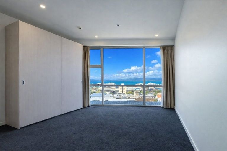 Photo of property in Summit Apartments, 28/184 Molesworth Street, Thorndon, Wellington, 6011