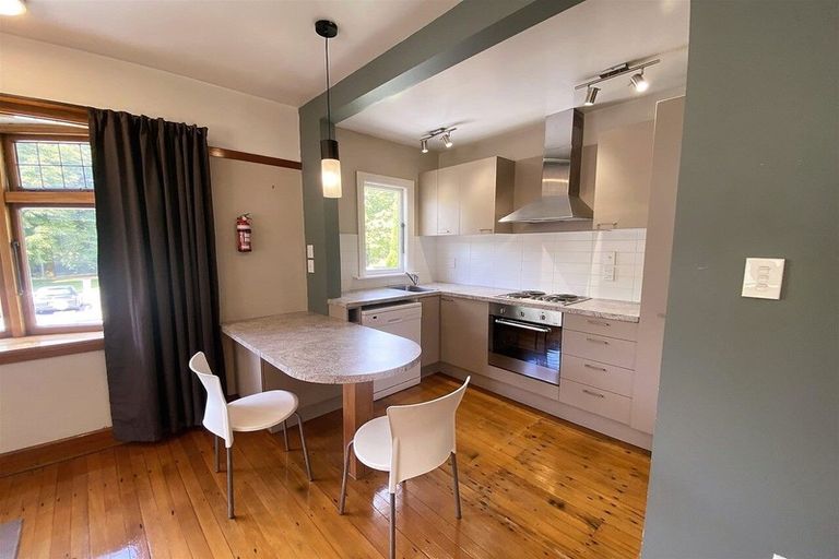 Photo of property in 49 Cambridge Terrace, Christchurch Central, Christchurch, 8013