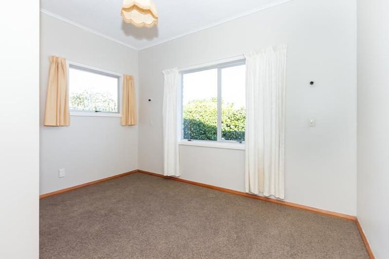 Photo of property in 15 Joffre Street, Frankton, Hamilton, 3204