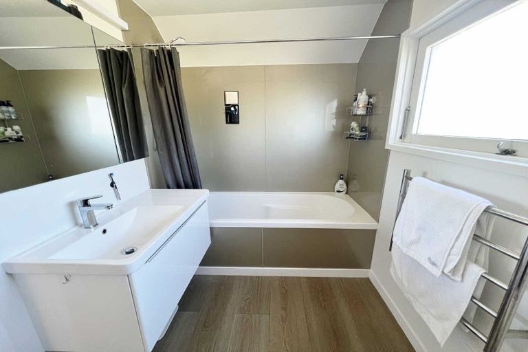 Photo of property in 130 Rossall Street, Merivale, Christchurch, 8014