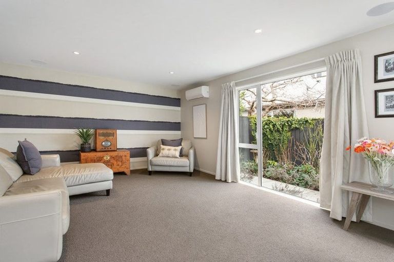 Photo of property in 12 Nightingale Place, Papanui, Christchurch, 8053