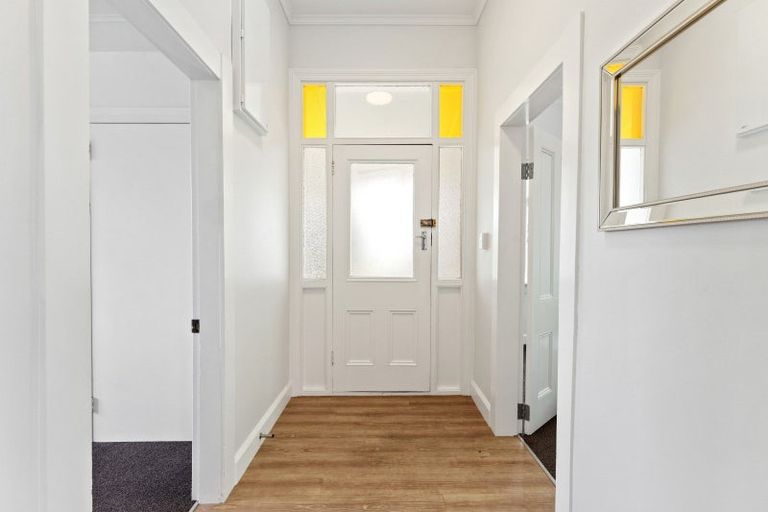 Photo of property in 28 Alma Road, Gonville, Whanganui, 4501