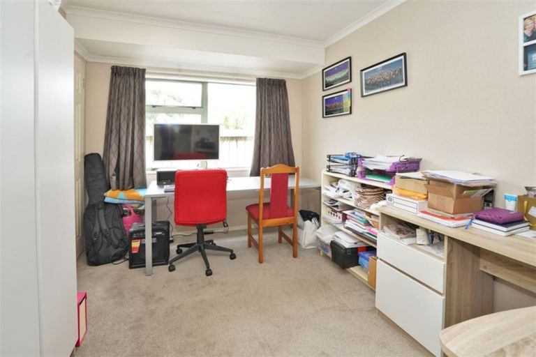 Photo of property in 5 Makepeace Place, Flagstaff, Hamilton, 3210