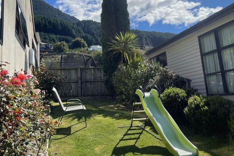 Photo of property in 4b Watts Road, Fernhill, Queenstown, 9300
