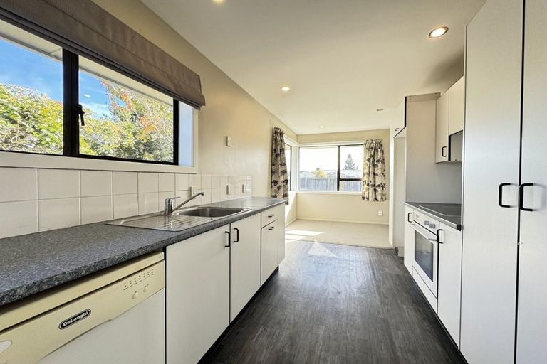 Photo of property in 11 Whelan Place, Hei Hei, Christchurch, 8042