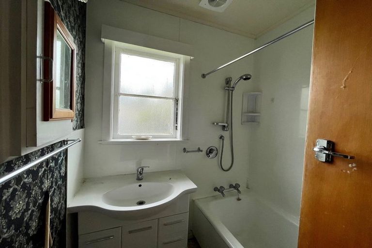 Photo of property in 25 Taylor Avenue, Feilding, 4702