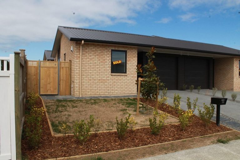 Photo of property in 16b Marine Garden Crescent, Beachlands, Auckland, 2018