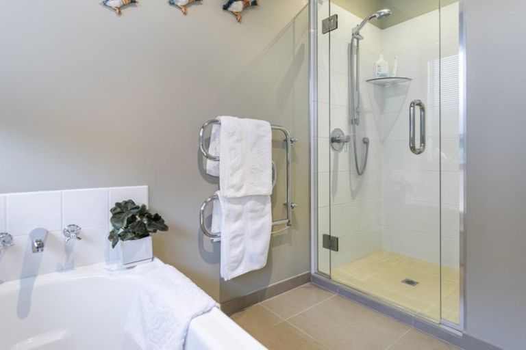 Photo of property in 7 La Cumbre Close, Bethlehem, Tauranga, 3110